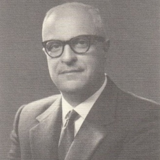 عمر فروخ